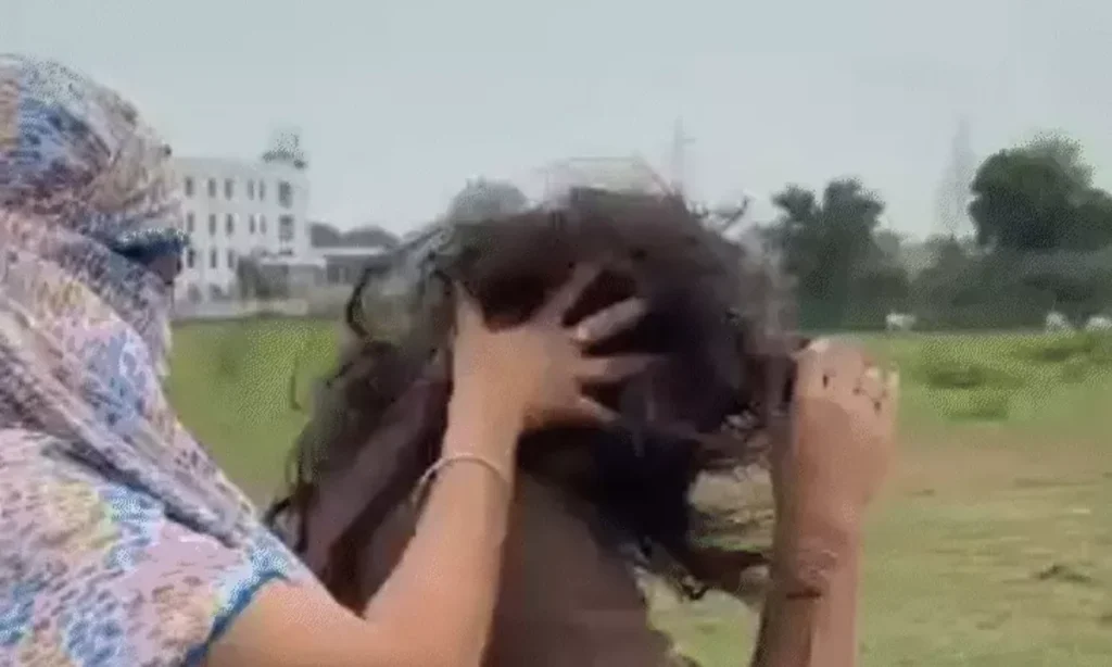 फिजिकल रिलेशनशिप का दबाव बनाने के लिए किया 10 महीने तक परेशान,